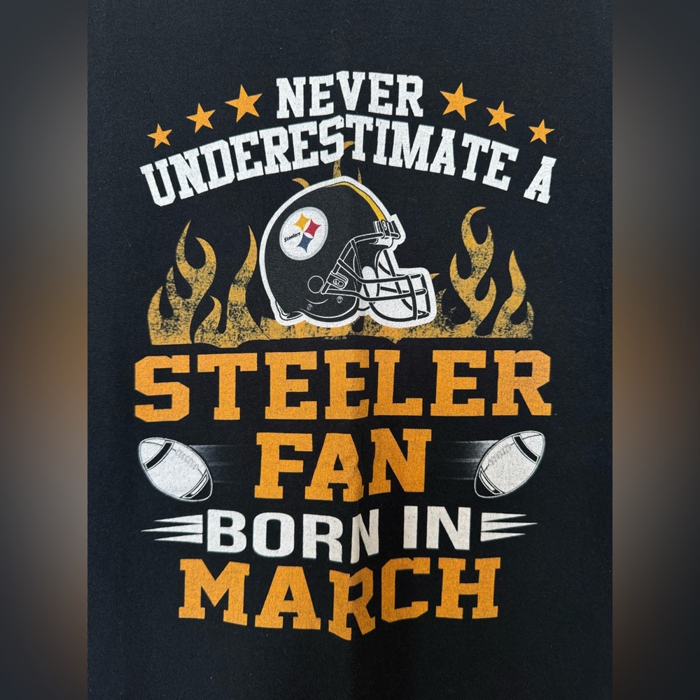 Black Steelers Fan T-Shirt - Picture 2 of 4
